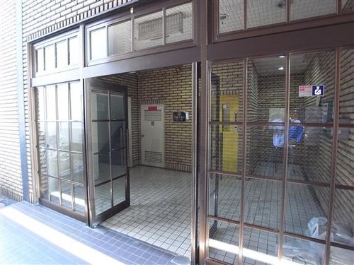 サンシャインハイツⅡ703の玄関