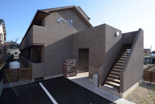 セザンヌ新栄4107の外観