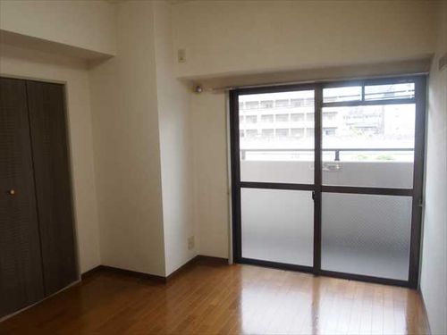 リーグレック元町の内装