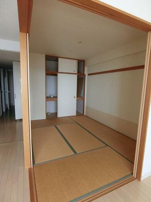 ゼルクシティNC棟の内装