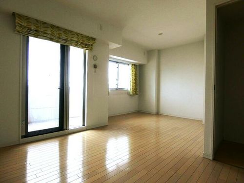 ゼルクシティNC棟の内装