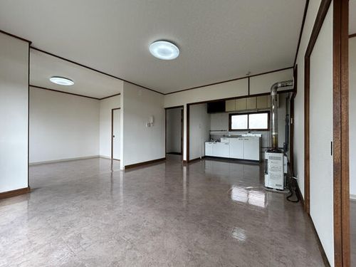 北海道滝川市滝の川町西6丁目(一戸建)の賃貸物件の居間