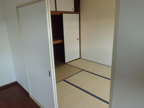 らぽーるⅠの内装