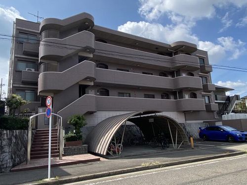 正和マンションの外観