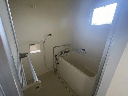 兵庫県丹波篠山市東岡屋(アパート)の賃貸物件の風呂