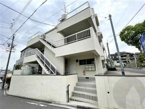コーポ楠の外観