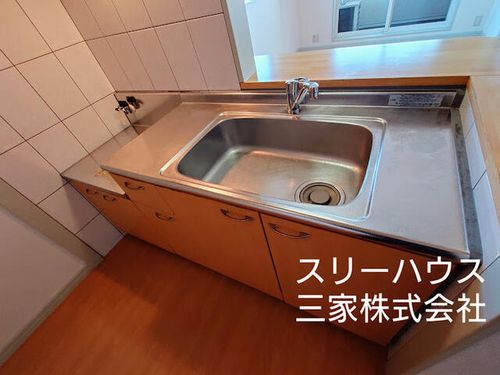 福岡県築上郡築上町大字西八田(アパート)の賃貸物件201のキッチン