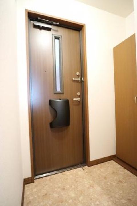 リビングタウン古坂壱番館の玄関