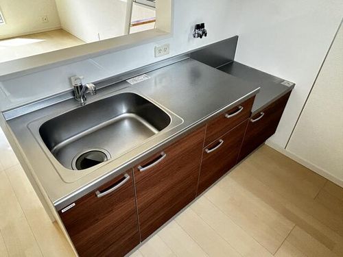 プレステージ網掛B201のキッチン