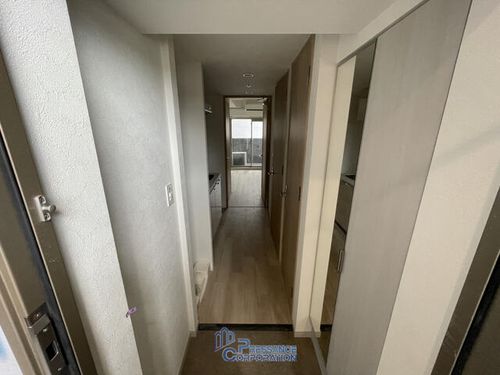 プレサンス桜山駅前アフォードの玄関