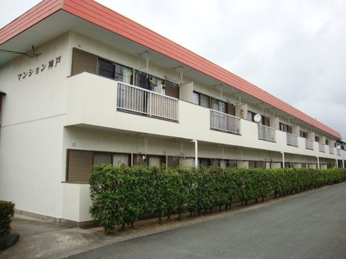 マンション神戸102の外観