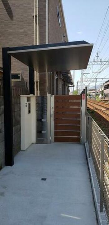 モンソレイユ本山北町の玄関