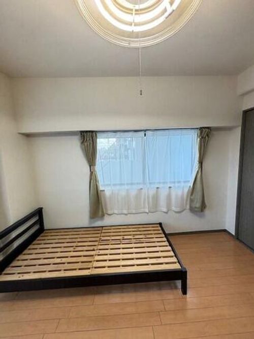 グリーンコート大濠405の居間