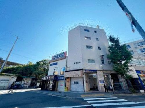 興信ビル403の外観