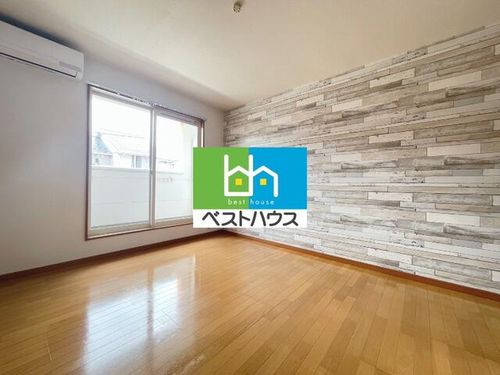 カーサルージュ103の居間