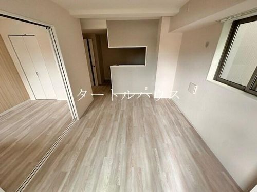 大阪府大東市浜町(マンション)の賃貸物件の居間