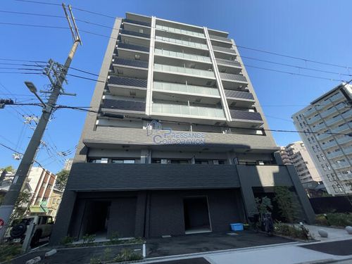 プレサンスレイズ新梅田の外観
