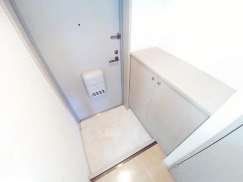 兵庫県神戸市東灘区御影本町6丁目(マンション)の賃貸物件の玄関