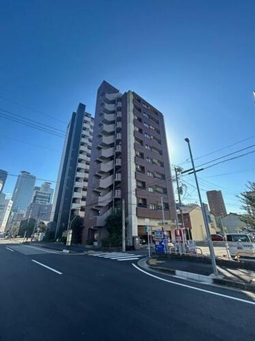 名駅アイリス弐番館の外観