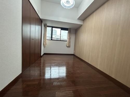 名駅アイリス弐番館の内装