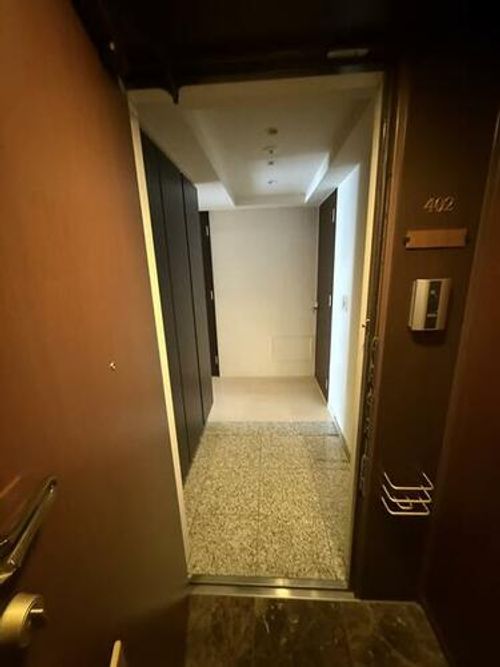 大阪府大阪市西区北堀江1丁目(マンション)の賃貸物件の玄関