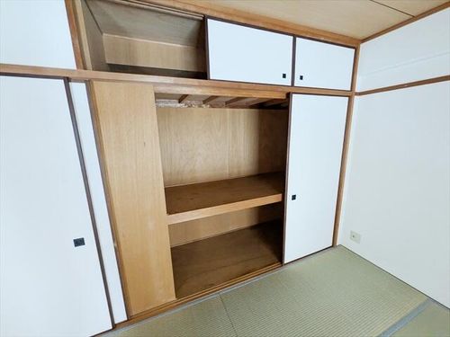 カウリー芦屋の内装