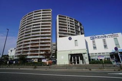 アイランドシティ・インフィニガーデンイースト棟の外観