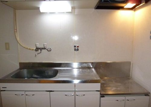 兵庫県神戸市中央区元町通4丁目(マンション)の賃貸物件のキッチン