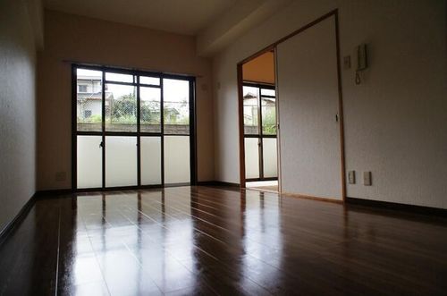 ルネッサンス宮ノ尾Ⅰの居間