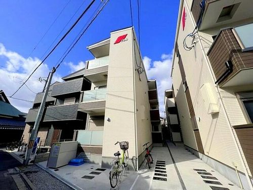 大阪府吹田市内本町3丁目(アパート)の賃貸物件の外観