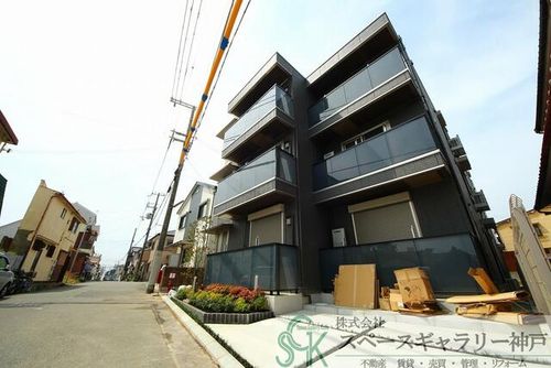 エムライズ材木町の外観