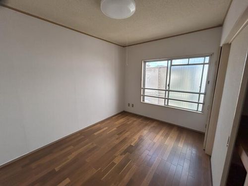 サニーハイム社101の内装