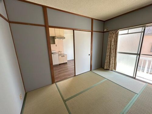 サニーハイム社101の内装