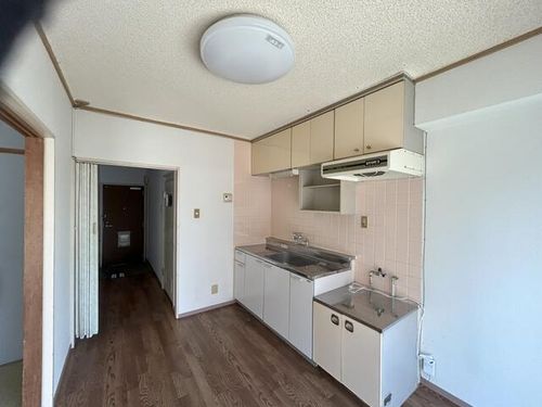 サニーハイム社101のキッチン