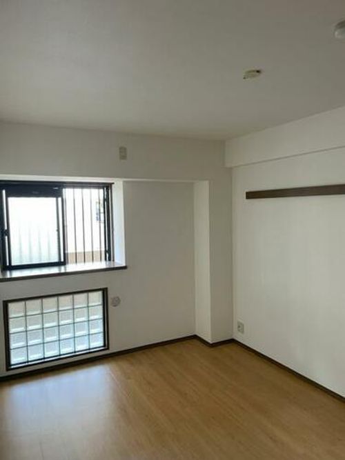 ファミール鳥飼の内装