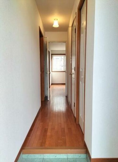 コーポM102の玄関