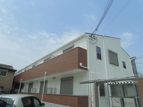 モンレーヴ本町の外観