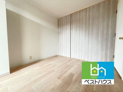 レジデンスⅡ101の玄関