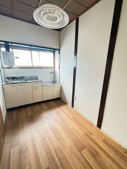 大阪府東大阪市東鴻池町5丁目(テラスハウス)の賃貸物件のキッチン