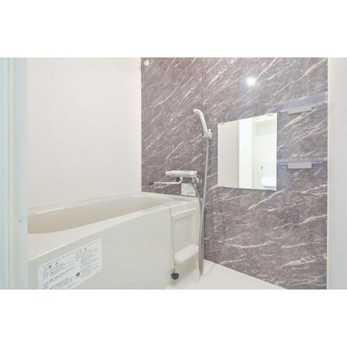 THE GARNET SUITE RESIDENCE 西大路の風呂