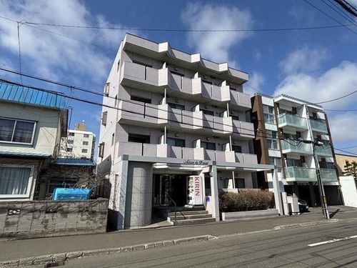 メゾン・ド・ルナール0406の外観