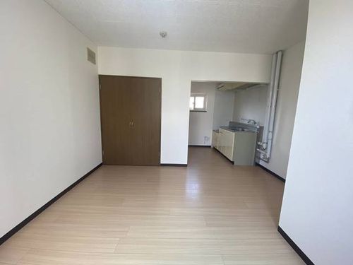 ラヴェール元町0201の内装