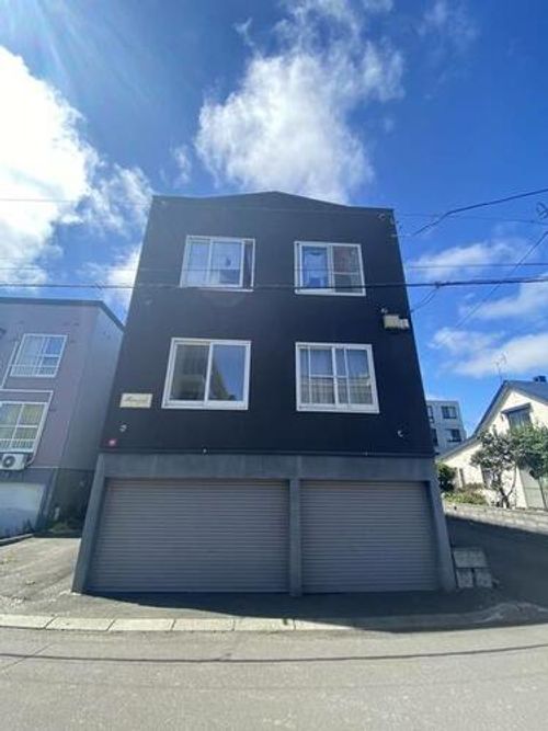 ラヴェール元町0201の外観