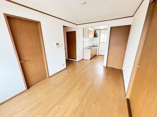 オリゾンA棟202の居間