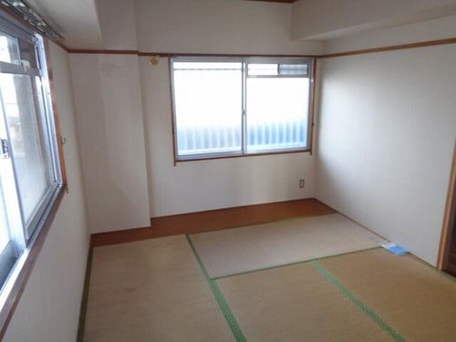 エクセレントハウス大興の内装