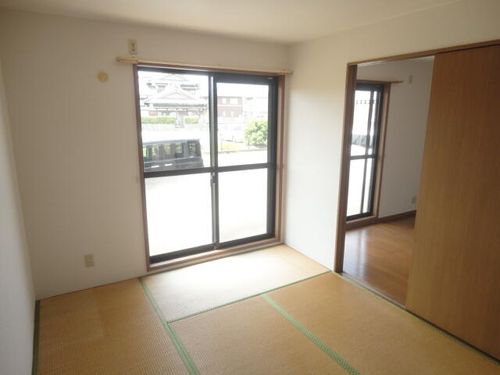 エトワール柳川103の内装