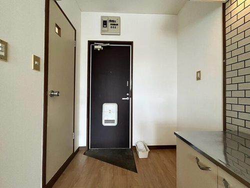 フォレスト・ウインド・イン姪浜の玄関