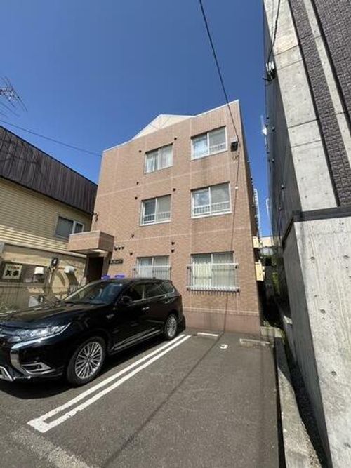 トップハウス190202の外観