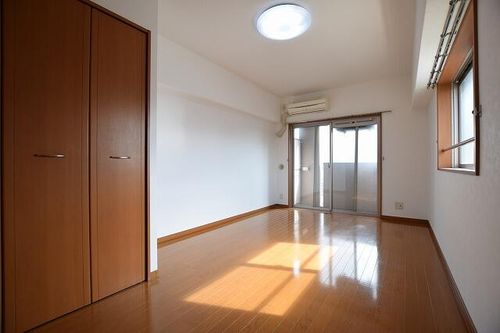 ベイプレイス小倉の内装