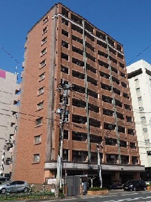 ベイプレイス小倉の外観